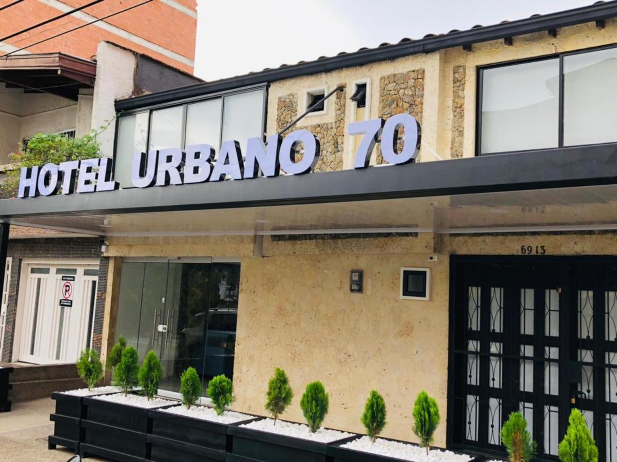 Hotel Urbano 70 Medellin Exterior photo